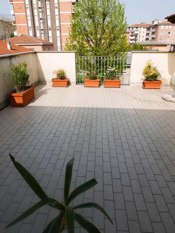 Guesthouse Flora Лоди Екстериор снимка